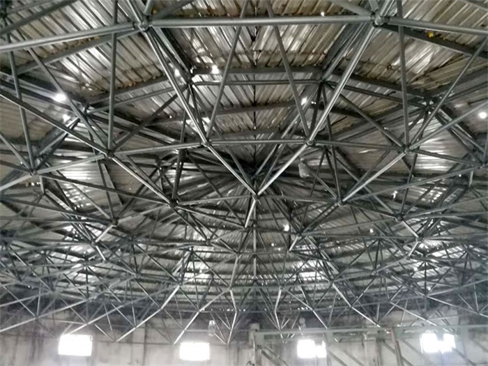 凌源洗煤厂蓄水池网架